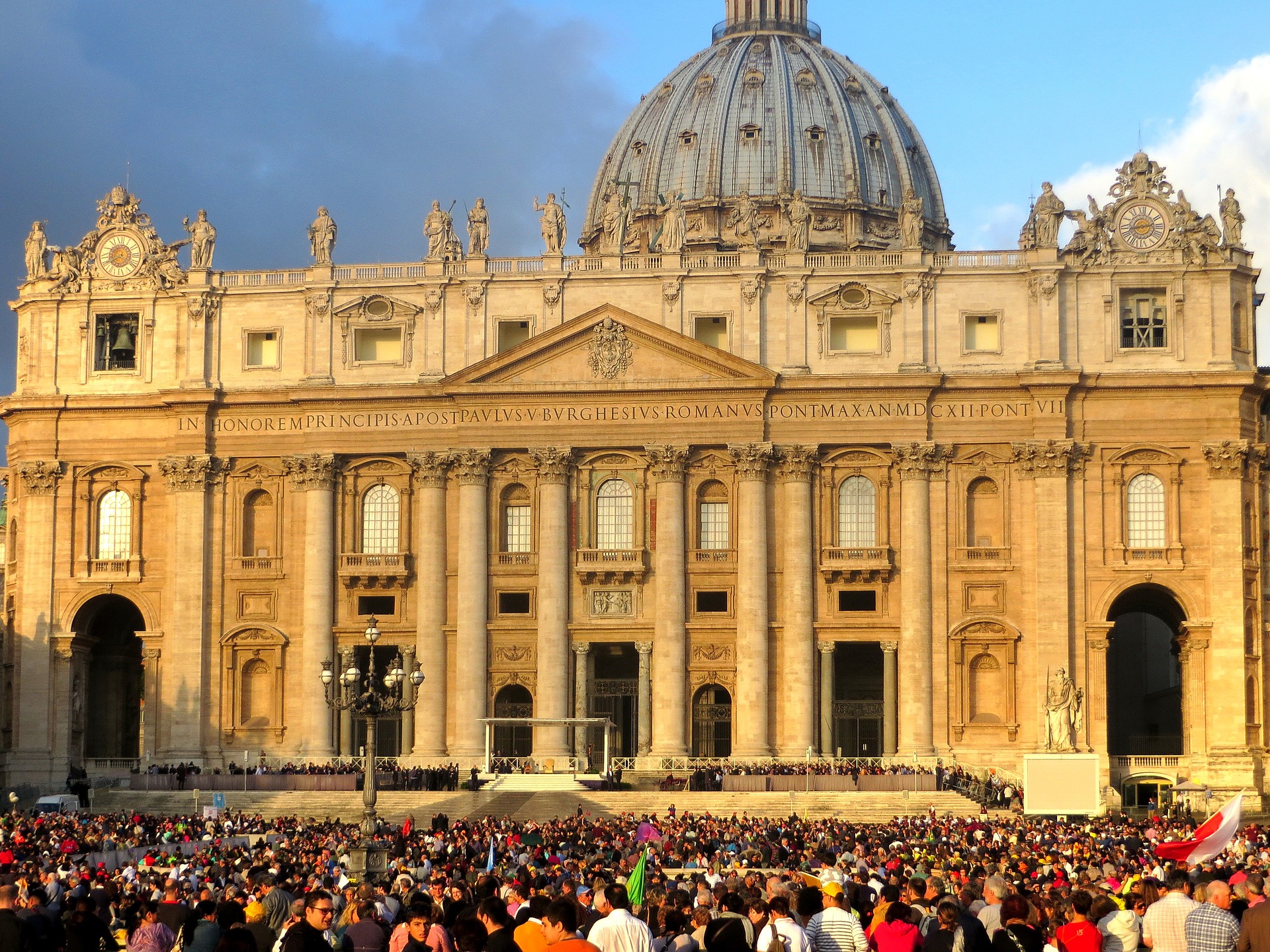Exploring St. Peter’s Basilica: 5 Practical Commandments